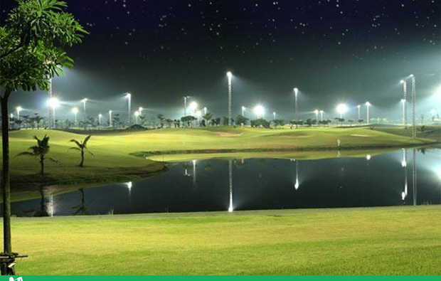 night golf, rachakram golf club, bangkok, thailand