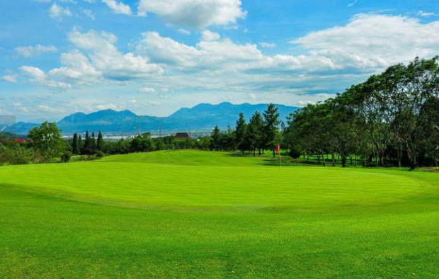 Jatinangor National Golf Resort Greenside
