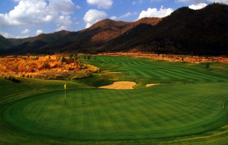 View across Dragon Hills Golf Country Club