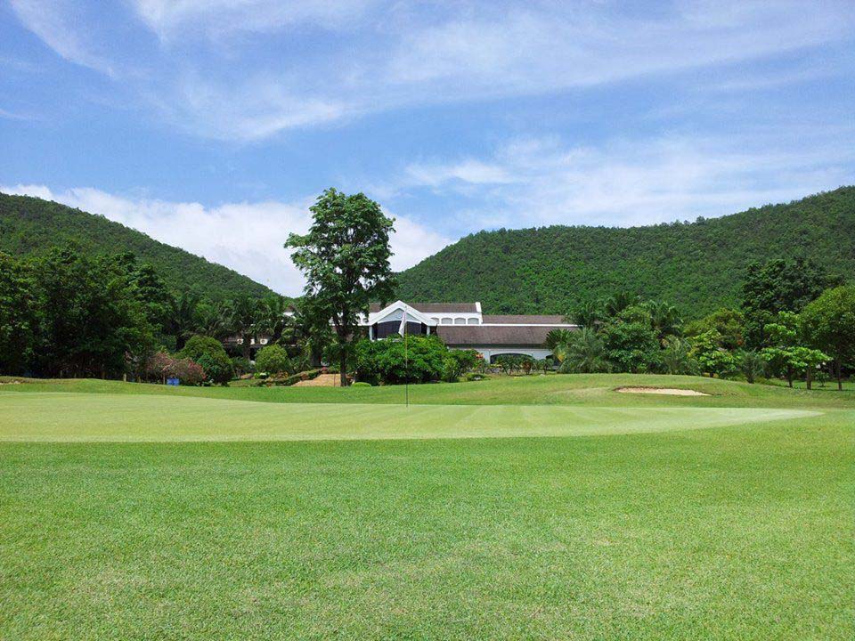 Clubhouse Evergreen Hills Golf Club, Kanchanaburi