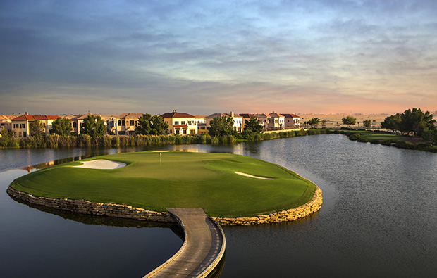 17th hole, jumeirah golf estates earth course, dubai, united arab emirates