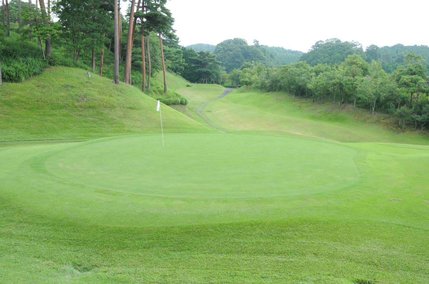 approach Kikyougaoka Golf Course
