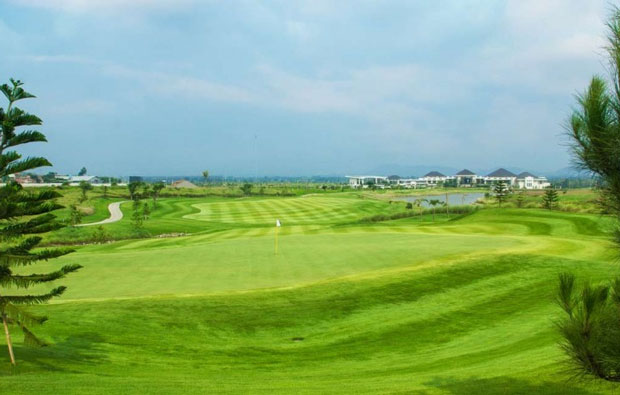 Parahyangan Golf Bandung Green