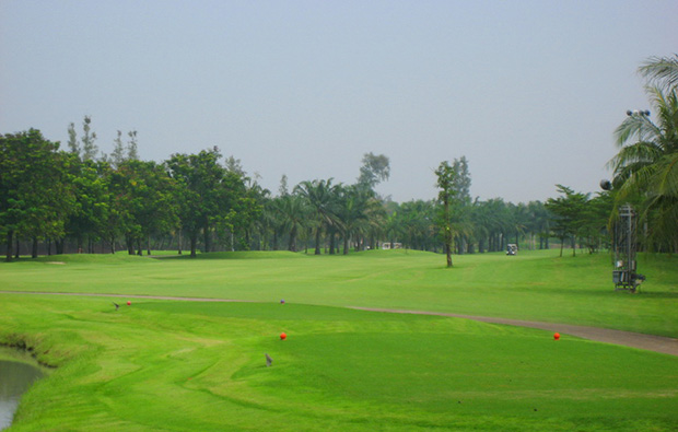fairway, pinehurst golf country club, bangkok, thailand