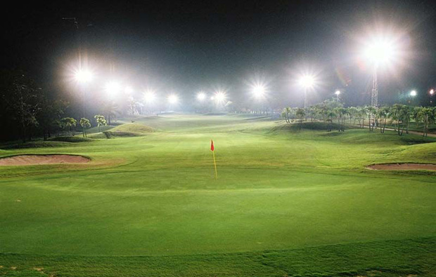 night golf, pinehurst golf country club, bangkok, thailand
