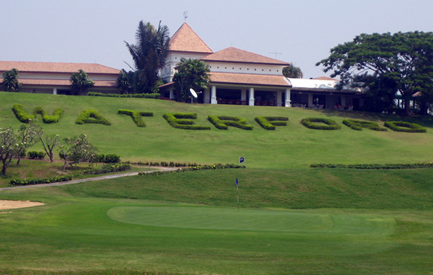 clubhouse, waterford valley golf club, chiang rai, thailand