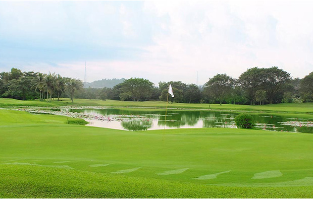 golf scenery at indah puri golf resort, batam, indonesia