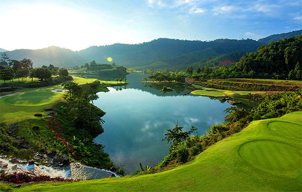 Tee Box katathong golf resort, phuket