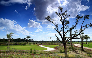 general view of lake view golf club, vientiane, laos