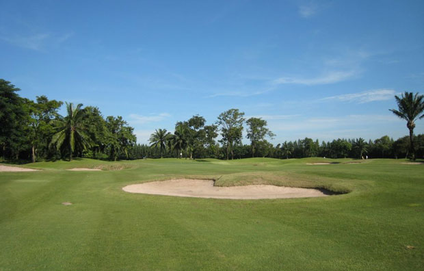 Legacy Golf Club Bangkok Bunkers