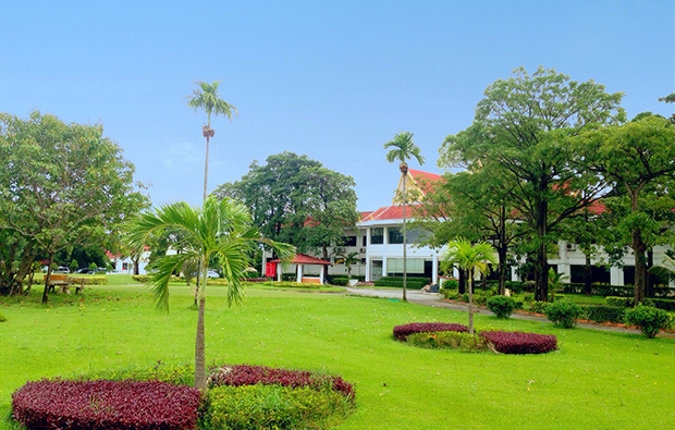 clubhouse royal-cambodia-phnom-penh-golf-club