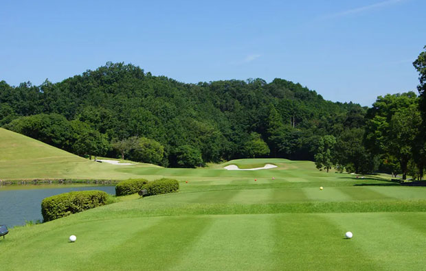 Sakakibara Onsen Golf Club Par 3