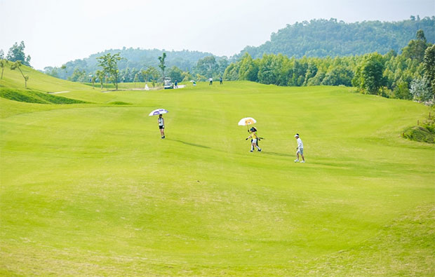 Yen Dung Resort & Golf Club Fairway