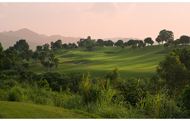 11th hole lakes courses, skylake golf resort, hanoi