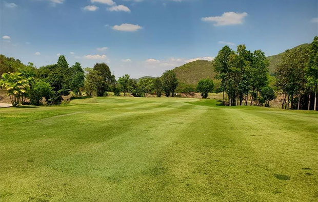 Artitaya Golf & Resort