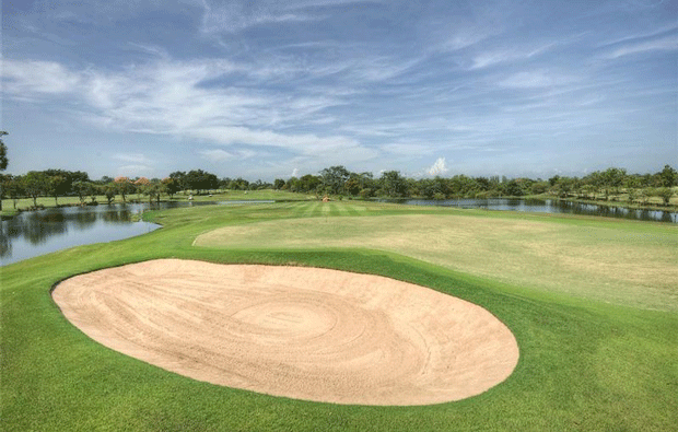 bunker at bangpoo golf club, bangkok, thailand