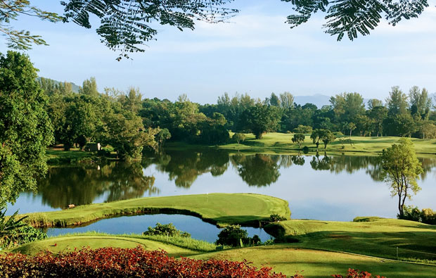 14th green blue canyon country club, canyon course, phuket