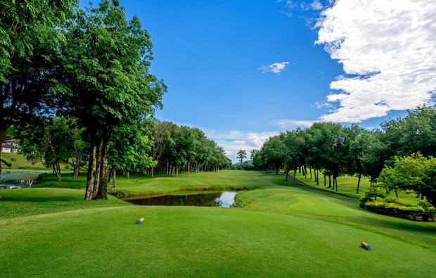 3rd hole blue canyon country club, canyon course, phuket