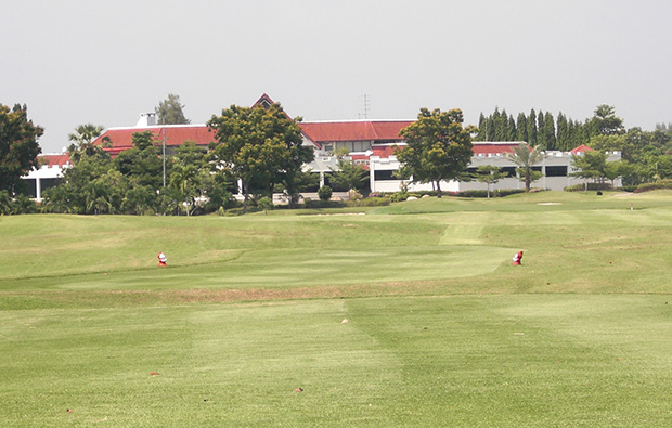 clubhouse at green valley golf club, bangkok, thailand