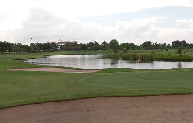 green, Phoenix Gold Golf Bangkok thailand