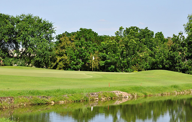 Green at Cebu Golf Country Club, Cebu, Philippines