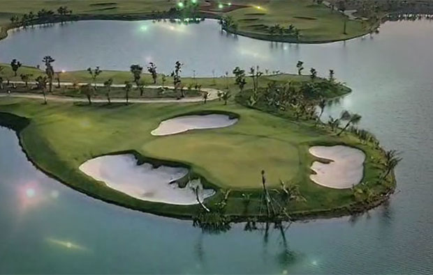 Chhun On Golf Resort Lakes Course GReen