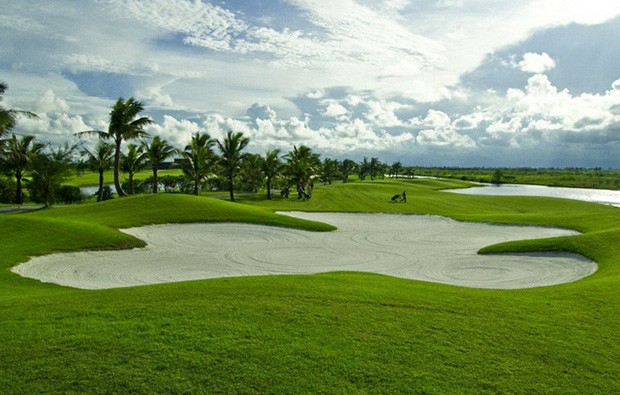 bunker at brg ruby tree golf resort at hanoi vietnam