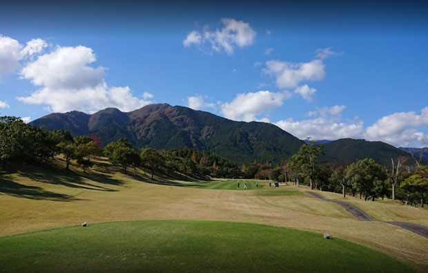 Golf 5 Country Yokkaichi Course Tee Box