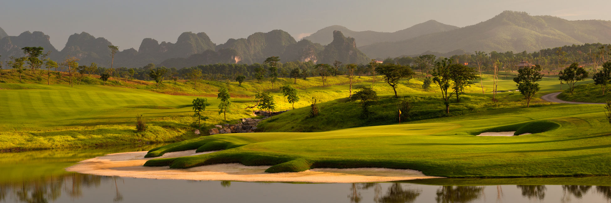 Golf in Hanoi