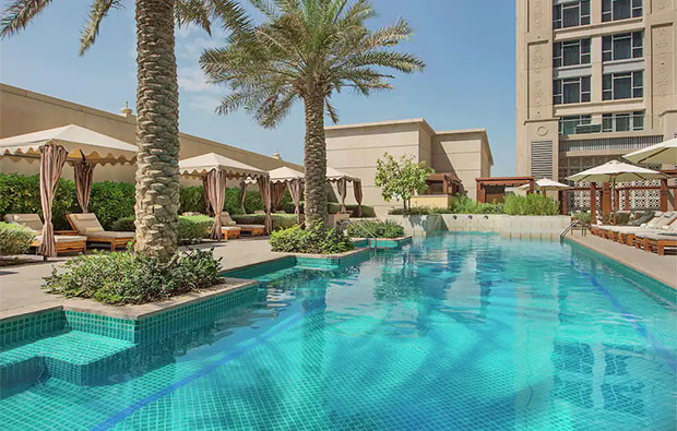 Hilton Dubai Al Habtoor City Pool