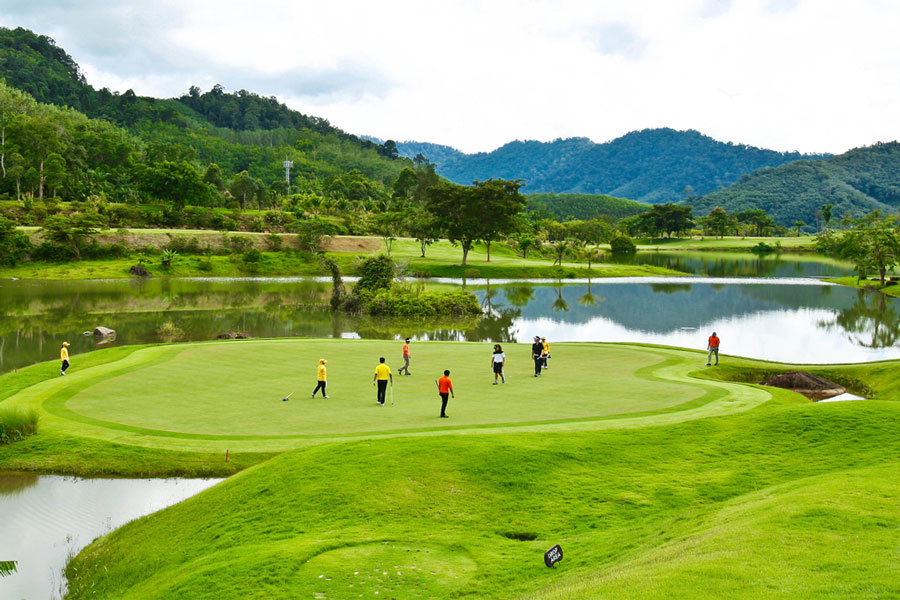 Katathong Golf Resort Green