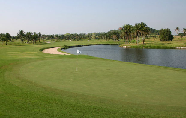 Khao Kheow Country Club