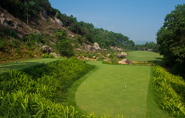 11th tee box, laguna lang co golf club, danang, vietnam