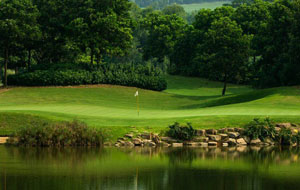 club house view at vijay course mission hills, guangdong china