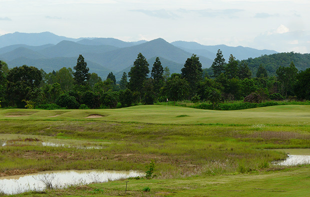 water hazard, Artitaya Golf & Resort, chiang mai, thailand