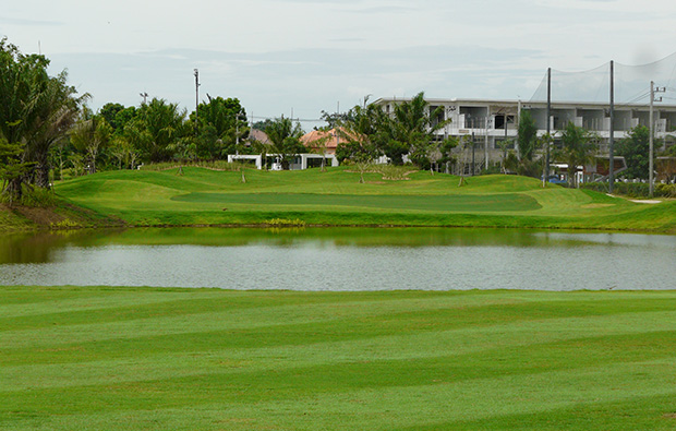 lake, north hill chiang mai golf club, chaing mai, thailand