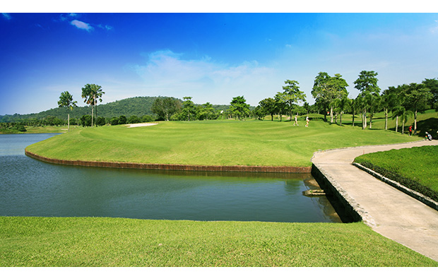 water hazard, pattana golf resort, pattaya, thailand