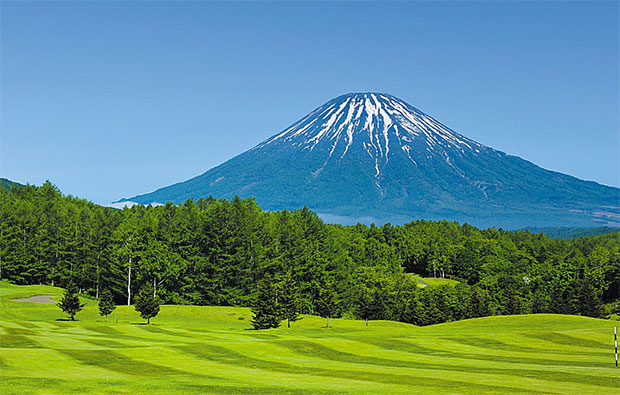 Rusutsu Resort Golf 72 – Wood Course Volcano