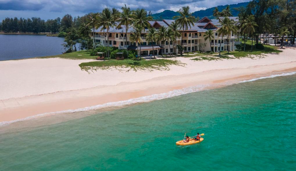 Beach Saii Laguna Phuket