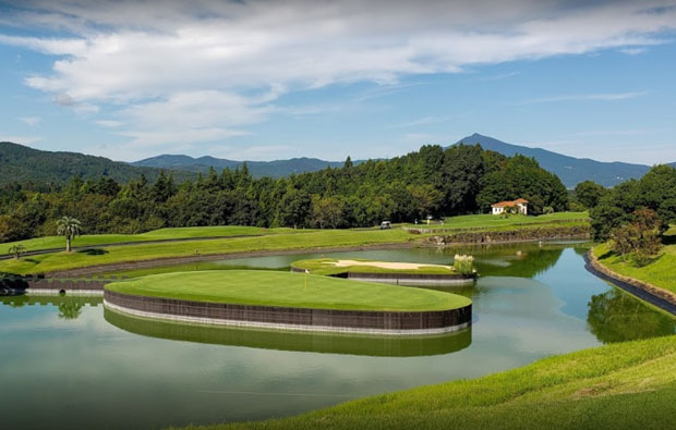 Segovia Golf Club in Chiyoda Island Green