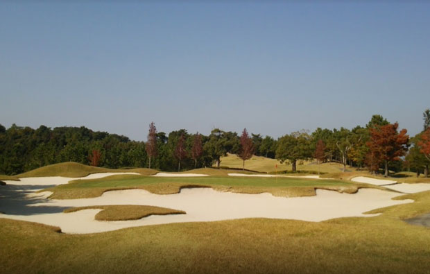 Taiheiyo Club Rokko Course Bunkers