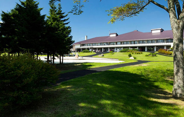 Tomakomai Golf Resort 72 Emina Golf Club Clubhouse
