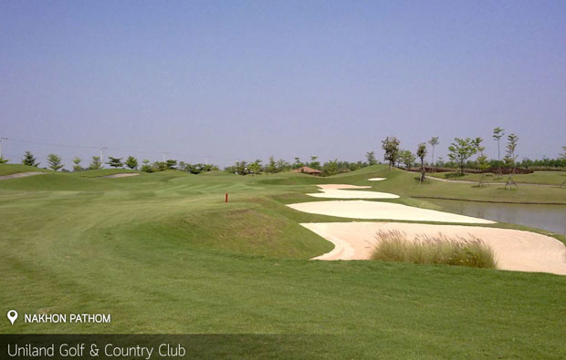 bunkers Uniland Golf Country Club, Bangkok, Thailand