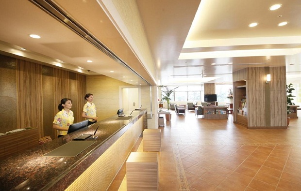 Vessel Hotel Campana Okinawa lobby