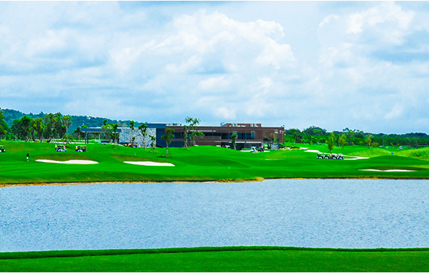 tee box, siam country club plantation course, pattaya, thailand