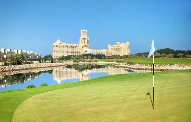 Al Hamra Golf Club - view to hotel