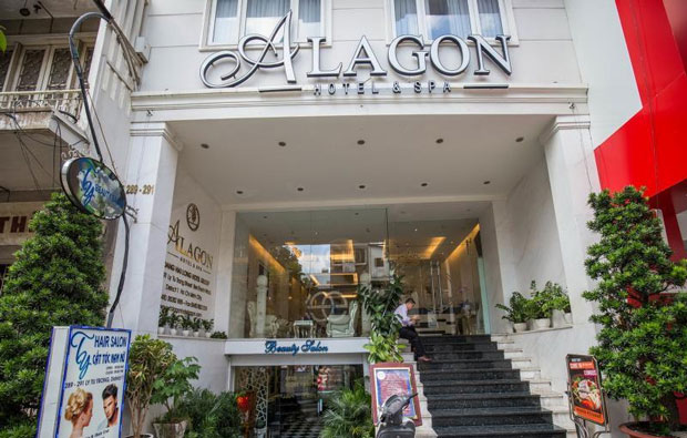 Alagon Hotel & Spa Entrance