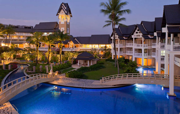 Angsana Laguna Phuket Pool