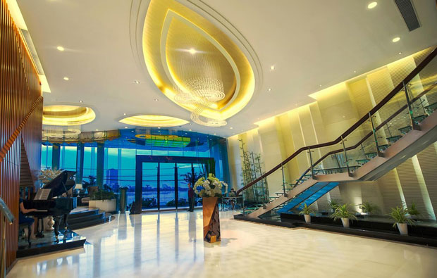Brilliant Hotel Lobby