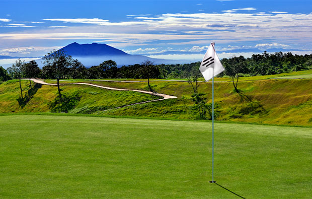 Dragon’s Landing Golf Course Green